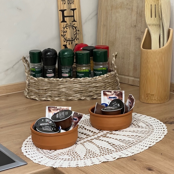 Oval White Knit Tablecloth, Table Linens, Tablecloth Crochet, Embroidered Runner - Picture 4 of 10